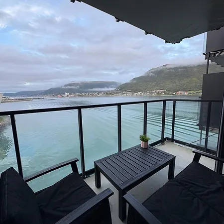 Apartament Center With Beautiful View Tromsø